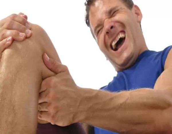 رگ به رگ شدن زانو