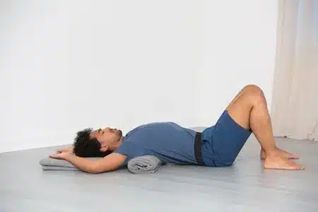 خوابیدن با قوز کمر
